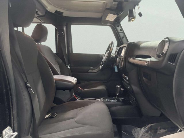 2018 Jeep Wrangler JK Unlimited Sport S 4x4 - 22989122 - 19