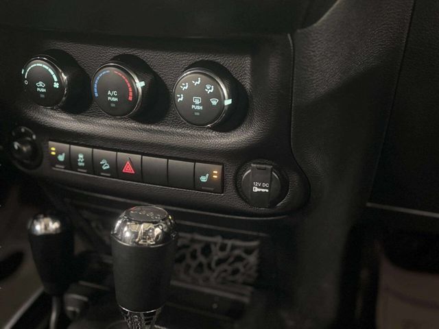 2018 Jeep Wrangler JK Unlimited Sport S 4x4 - 22989122 - 25