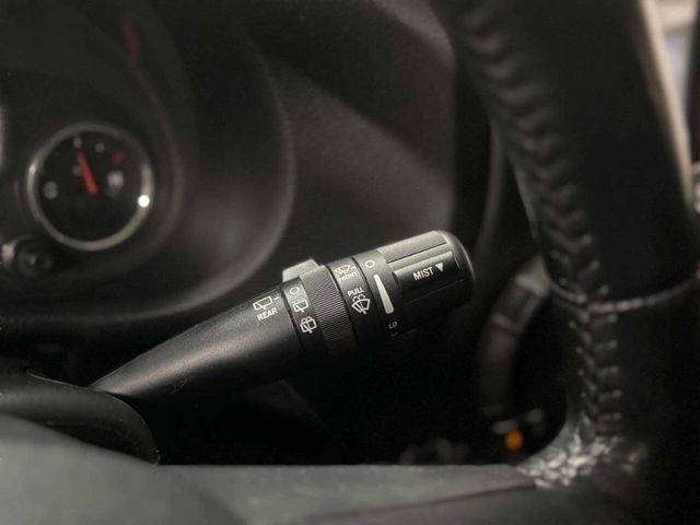 2018 Jeep Wrangler JK Unlimited Sport S 4x4 - 22989122 - 32