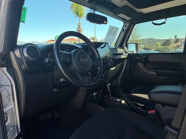 2018 Jeep Wrangler JK Unlimited Sport S 4x4 - 22976448 - 11