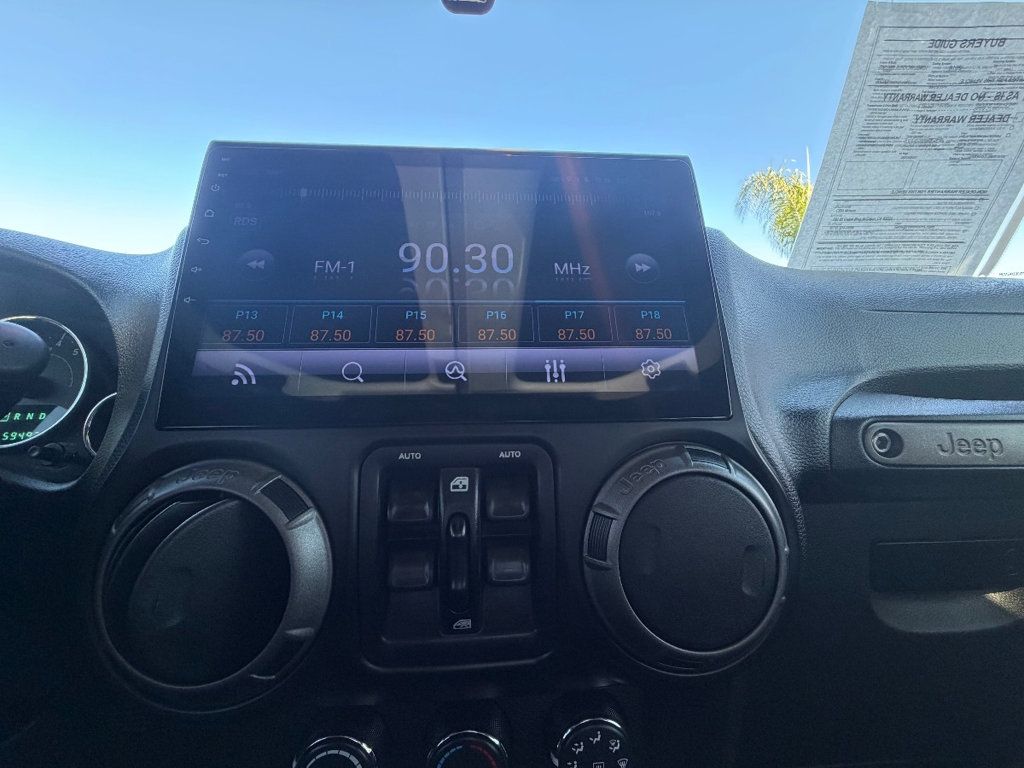 2018 Jeep Wrangler JK Unlimited Sport S 4x4 - 22976448 - 17