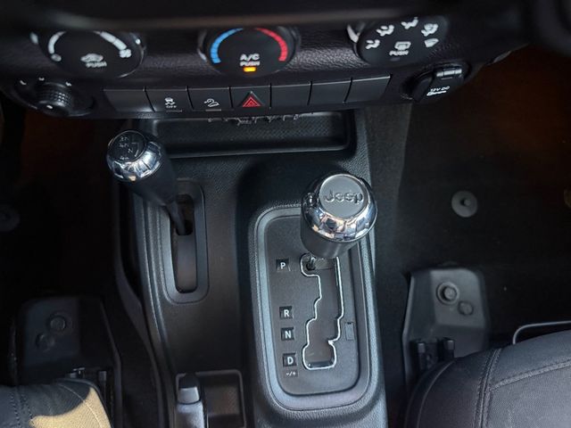 2018 Jeep Wrangler JK Unlimited Sport S 4x4 - 22976448 - 18