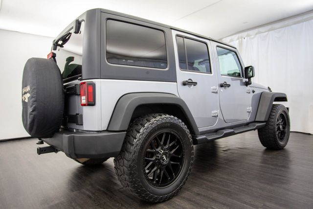 2018 Jeep Wrangler JK Unlimited Sport S 4x4 - 22514690 - 29