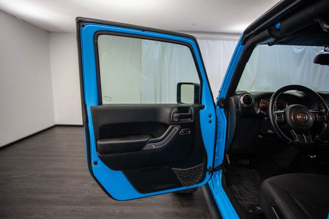 2018 Jeep Wrangler JK Unlimited Sport S 4x4 - 22796451 - 15
