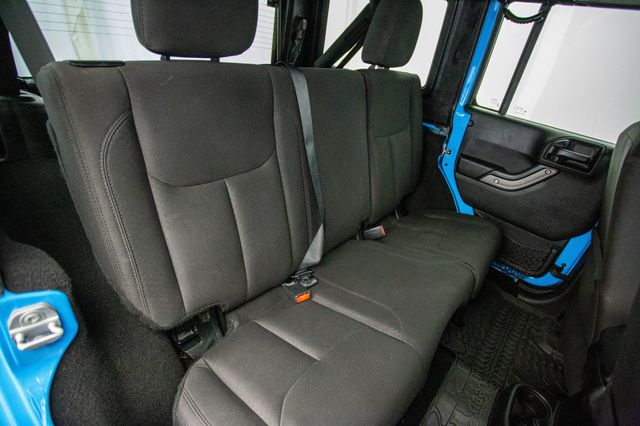 2018 Jeep Wrangler JK Unlimited Sport S 4x4 - 22796451 - 26