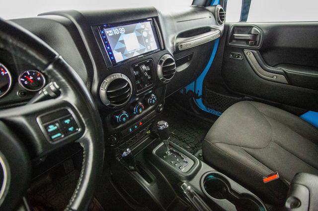 2018 Jeep Wrangler JK Unlimited Sport S 4x4 - 22796451 - 49