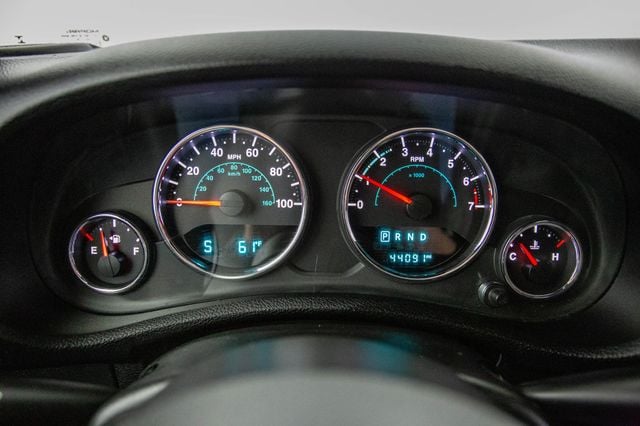 2018 Jeep Wrangler JK Unlimited Sport S 4x4 - 22796451 - 7
