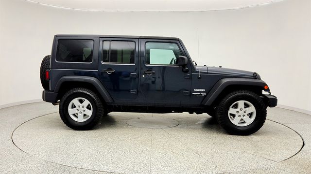2018 Jeep Wrangler JK Unlimited Sport S 4x4 - 23017532 - 3