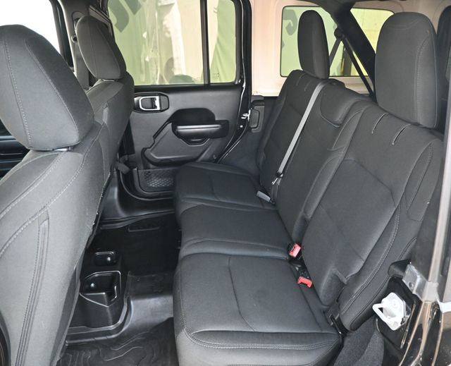 2018 Jeep Wrangler JK Unlimited Sport S 4x4 KING Shocks  - 23011562 - 16