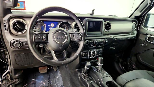 2018 Jeep Wrangler JK Unlimited Sport S 4x4 w/ Tech Pkg & Soft Top - 23099179 - 10