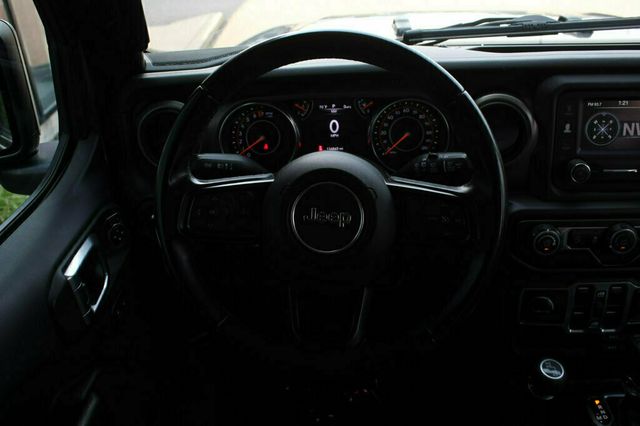 2018 Jeep Wrangler JK Unlimited SPORT S W/ HARD TOP - 22893625 - 29