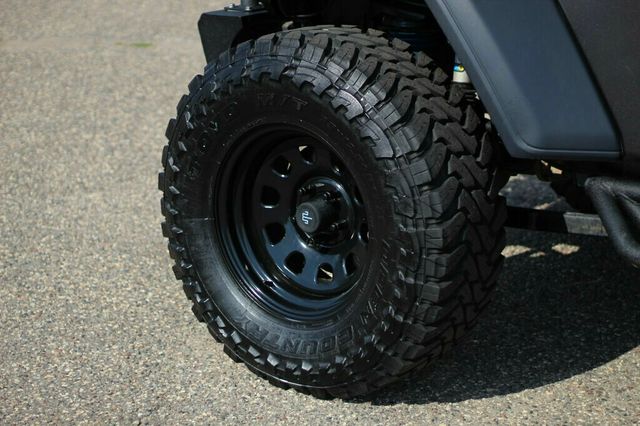 2018 Jeep Wrangler JK Unlimited SPORT S W/ HARD TOP - 22893625 - 36