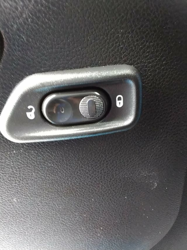 2018 Jeep Wrangler JK Unlimited UNLIMITED ALTITUDE - 22976152 - 19