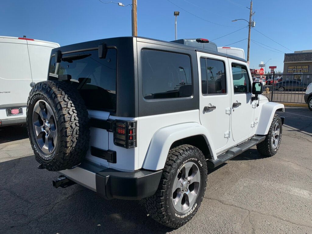 2018 Jeep Wrangler JK Unlimited Unlimited Sahara 4x4 - 22994979 - 14