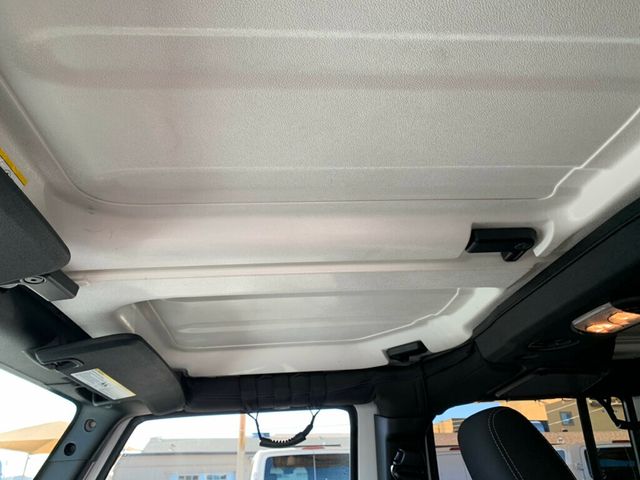 2018 Jeep Wrangler JK Unlimited Unlimited Sahara 4x4 - 22994979 - 20