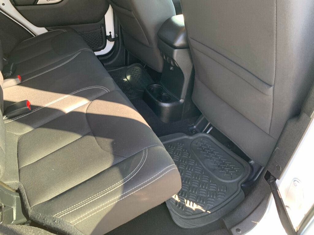 2018 Jeep Wrangler JK Unlimited Unlimited Sahara 4x4 - 22994979 - 32