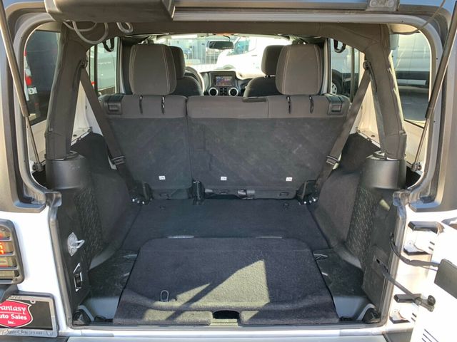 2018 Jeep Wrangler JK Unlimited Unlimited Sahara 4x4 - 22994979 - 45