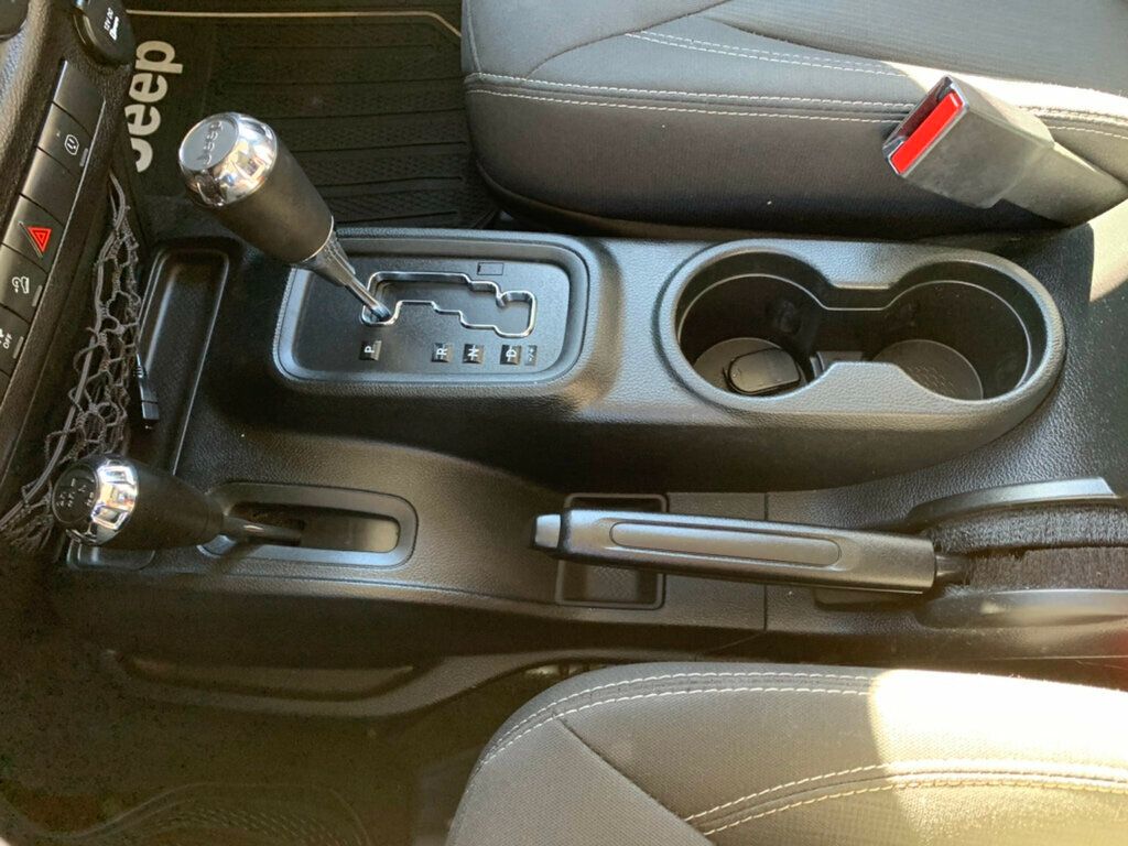 2018 Jeep Wrangler JK Unlimited Unlimited Sahara 4x4 - 22994979 - 48