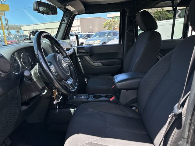 2018 Jeep Wrangler JK Unlimited Unlimited Sport - 23019688 - 12