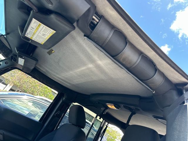 2018 Jeep Wrangler JK Unlimited Unlimited Sport - 23019688 - 18