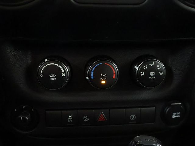 2018 Jeep Wrangler JK Unlimited Unlimited Sport - 23035450 - 33