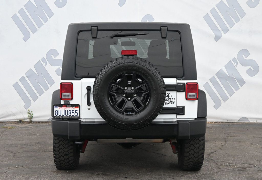 2018 Jeep Wrangler Unlimited Willys Wheeler W photo 5