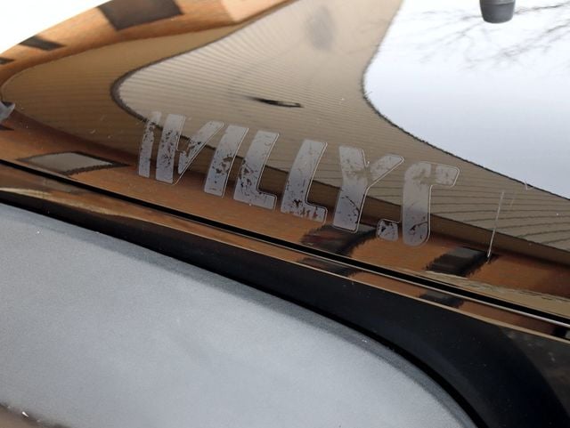 2018 Jeep Wrangler JK Unlimited Willys Wheeler W 4x4 - 22982753 - 12