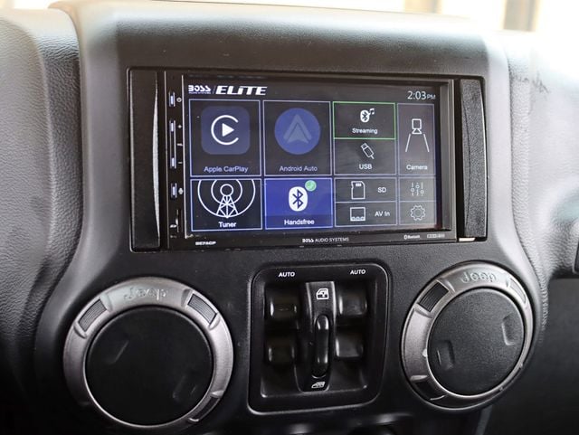 2018 Jeep Wrangler JK Unlimited Willys Wheeler W 4x4 - 22982753 - 16