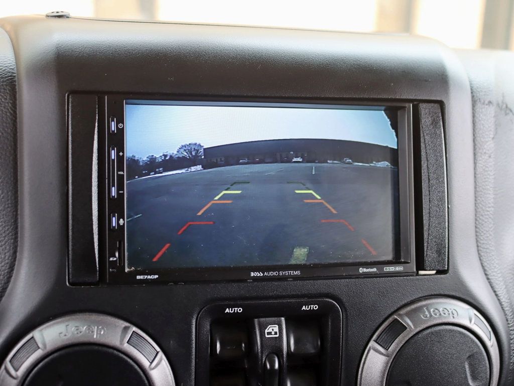 2018 Jeep Wrangler JK Unlimited Willys Wheeler W 4x4 - 22982753 - 17