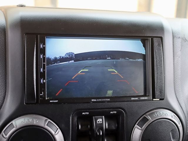 2018 Jeep Wrangler JK Unlimited Willys Wheeler W 4x4 - 22982753 - 17