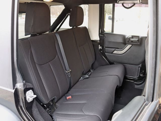 2018 Jeep Wrangler JK Unlimited Willys Wheeler W 4x4 - 22982753 - 23