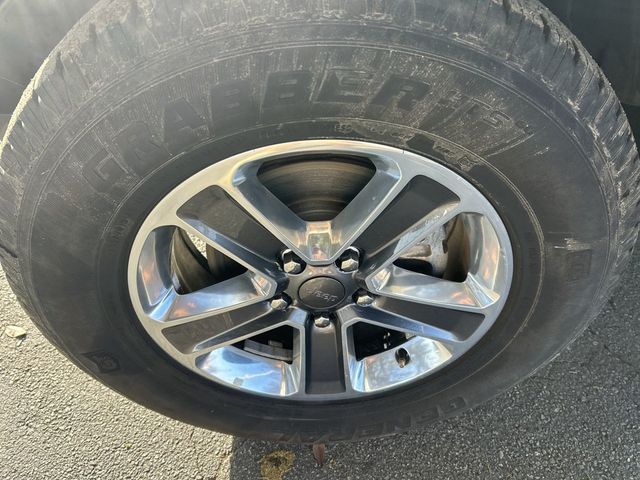 2018 Jeep WRANGLER UNLIMI SAHARA - 22994740 - 9