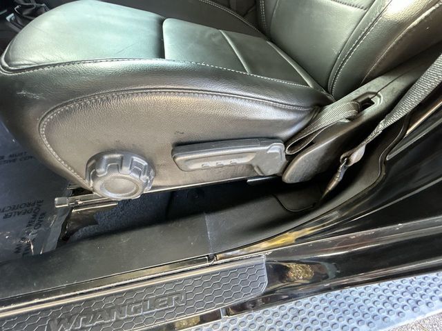 2018 Jeep WRANGLER UNLIMI SAHARA - 22994740 - 12