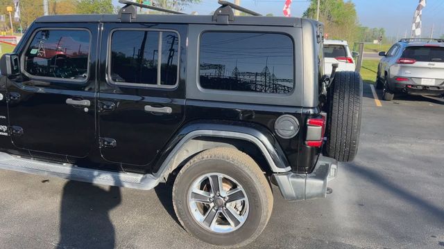 2018 Jeep WRANGLER UNLIMI SAHARA - 22994740 - 5