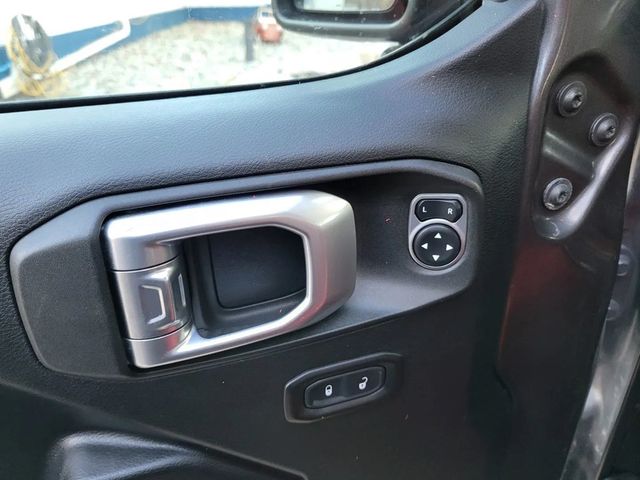 2018 Jeep Wrangler Unlimited All New Rubicon Sport Utility 4D - 23031806 - 10