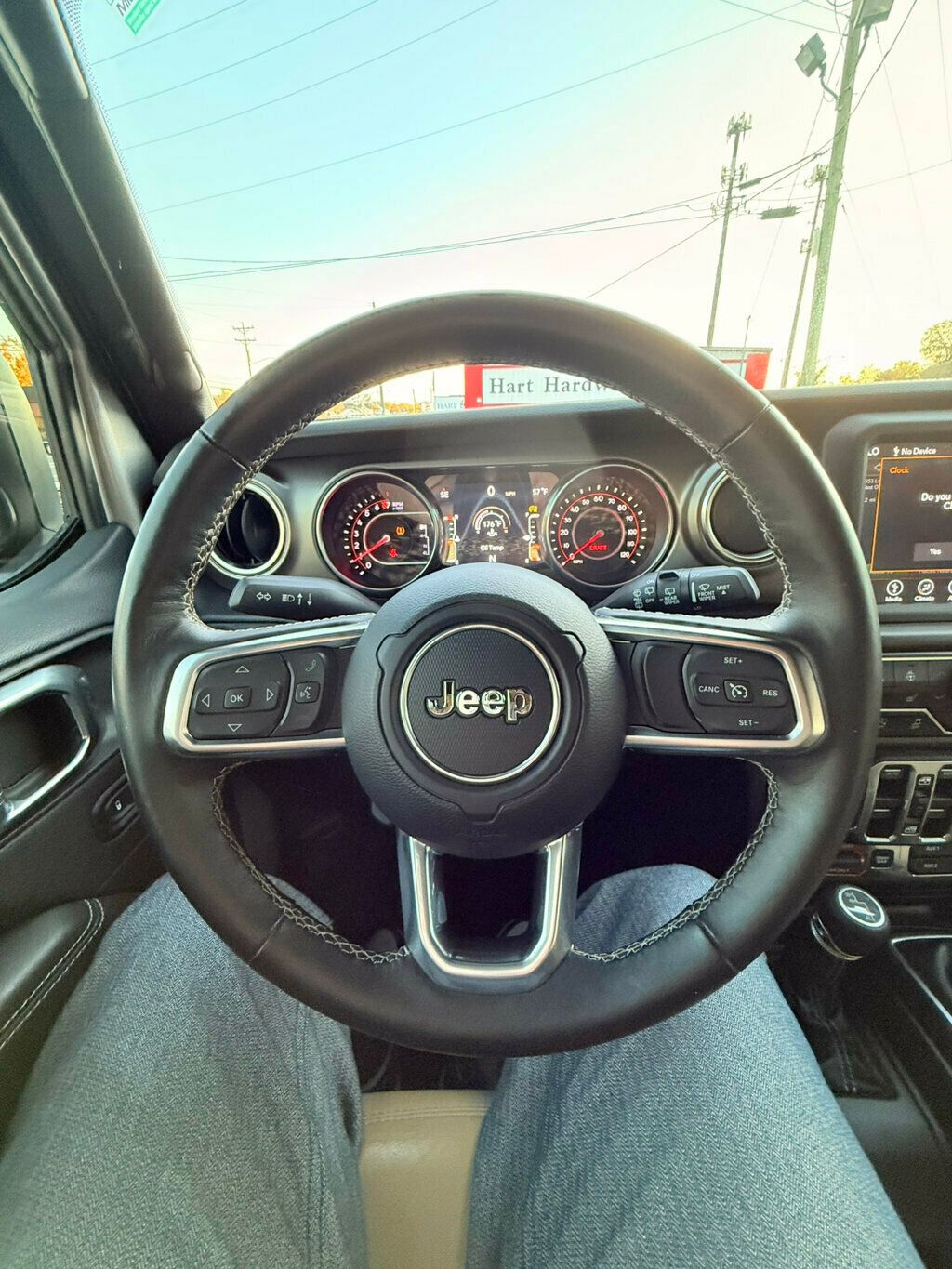 2018 Jeep Wrangler Unlimited LocalTrade/Rubicon/6-SpeedManual/ActiveSafetyGroup/BlindSpot - 22939889 - 21