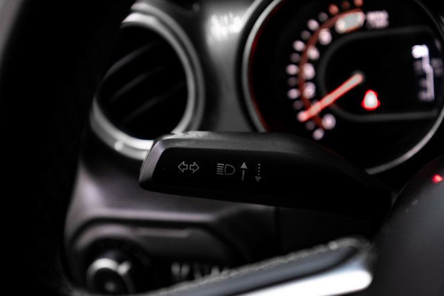 2018 Jeep Wrangler Unlimited LocalTrade/Sahara/4WD/BlindSpotMonitor/Cross-PathDetection/NAV - 23073138 - 27