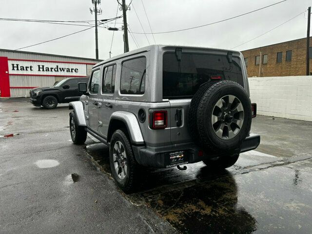 2018 Jeep Wrangler Unlimited Sahara photo 3