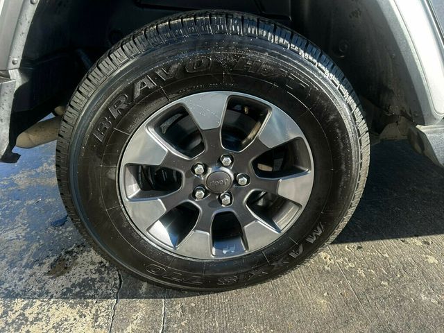 2018 Jeep Wrangler Unlimited LocalTrade/Sahara/Unlimited/V6/HeatedLeatherSeats/BackupCamera - 22959836 - 30