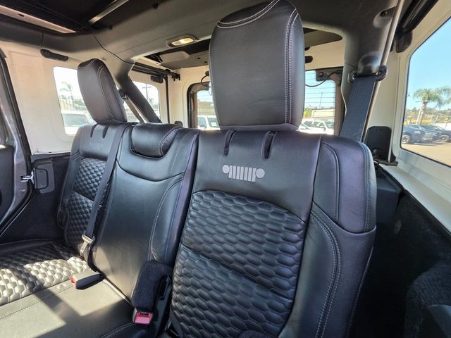 2018 Jeep Wrangler Unlimited Rubicon 4x4 - 22932785 - 19