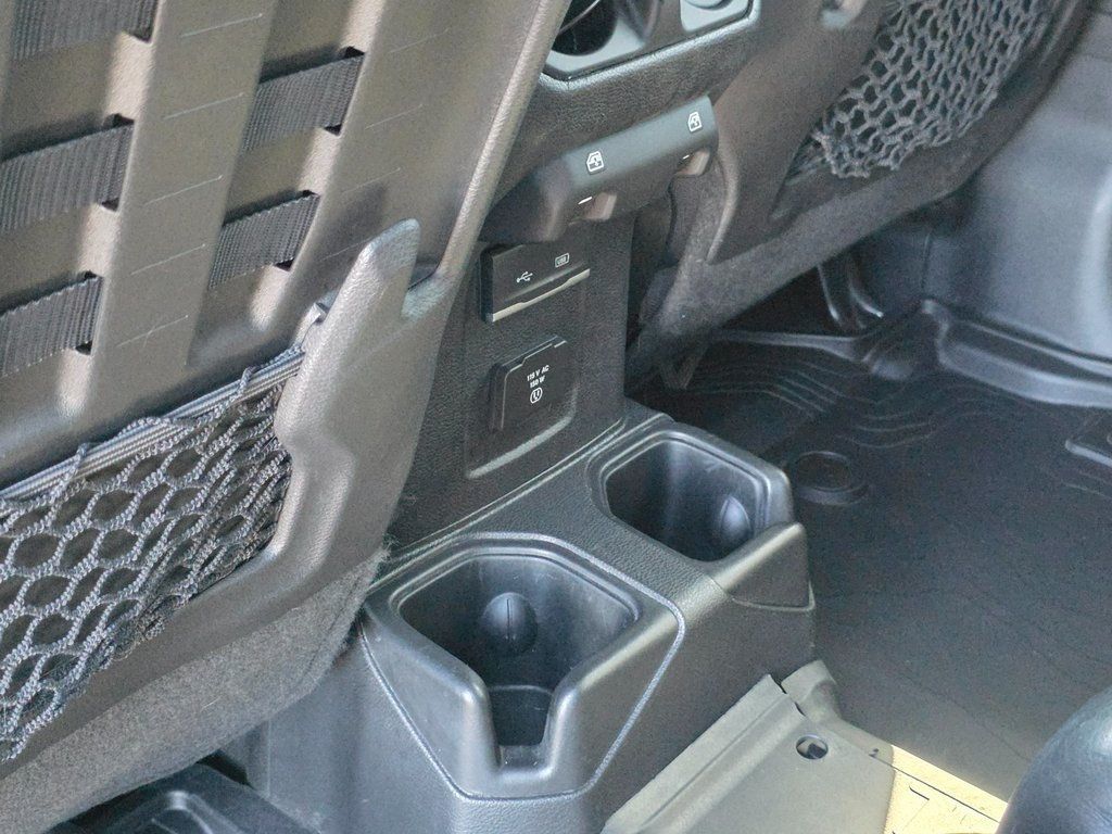 2018 Jeep Wrangler Unlimited Rubicon 4x4 - 22932785 - 21