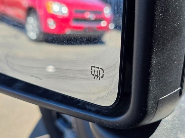 2018 Jeep Wrangler Unlimited Rubicon 4x4 - 22932785 - 25