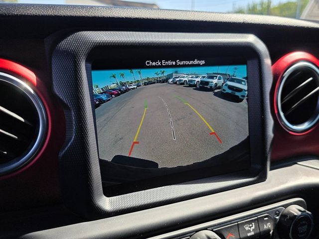 2018 Jeep Wrangler Unlimited Rubicon 4x4 - 22932785 - 31