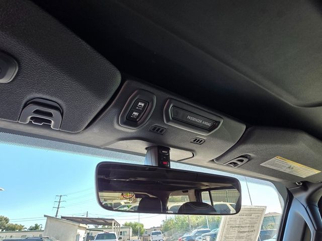 2018 Jeep Wrangler Unlimited Rubicon 4x4 - 22932785 - 39