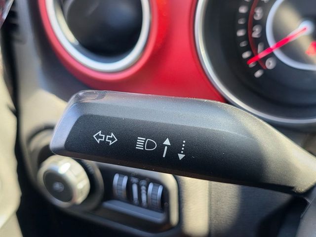 2018 Jeep Wrangler Unlimited Rubicon 4x4 - 22932785 - 40