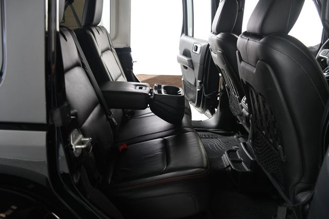 2018 Jeep Wrangler Unlimited Rubicon 4x4 - 23050081 - 37