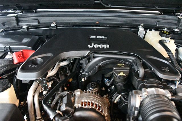 2018 Jeep Wrangler Unlimited Rubicon 4x4 - 23050081 - 79