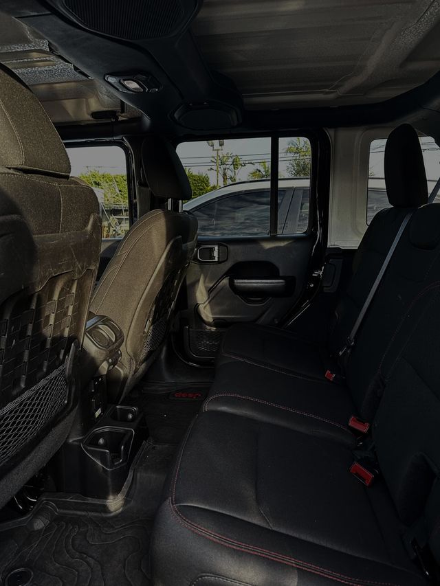 2018 Jeep Wrangler Unlimited Rubicon 4x4 - 22891709 - 13