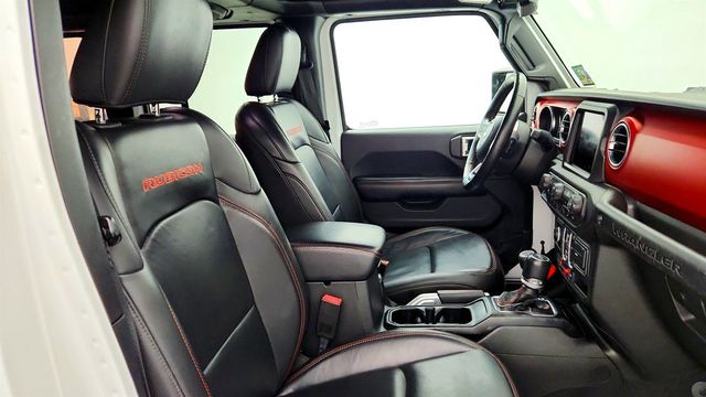 2018 Jeep Wrangler Unlimited Rubicon 4x4 w/ 8-Speed Automatic, Leather Seats & Steel Bumpers - 23079190 - 24
