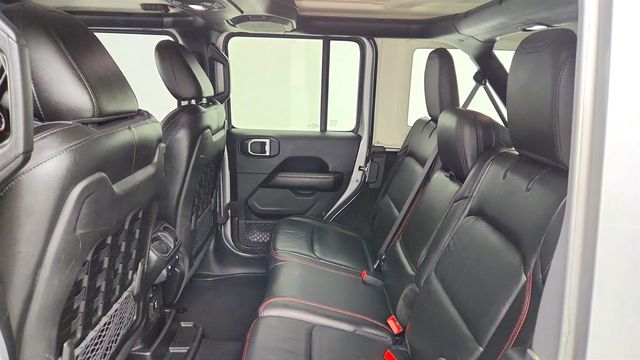2018 Jeep Wrangler Unlimited Rubicon 4x4 w/ Hardtop & Electronic Infotainment System Group - 23018131 - 21